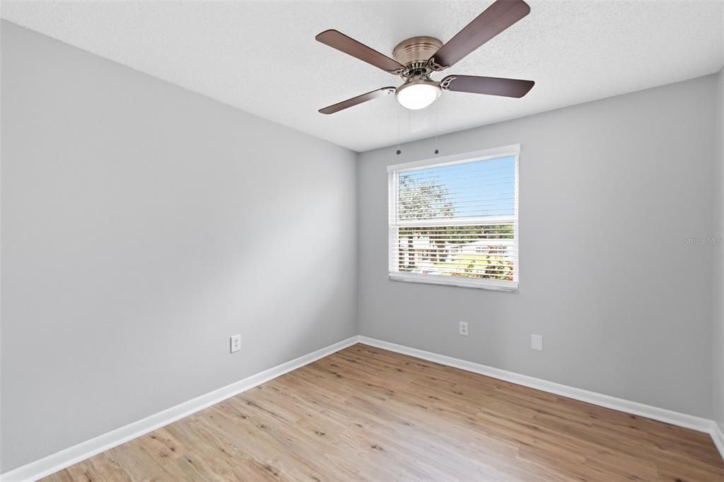 En Venta: $494,999 (4 camas, 3 baños, 1735 Pies cuadrados)