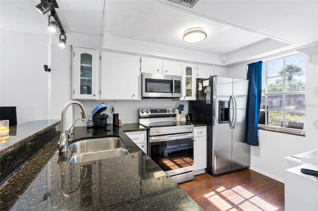 En Venta: $119,000 (2 camas, 2 baños, 888 Pies cuadrados)