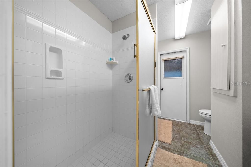 En Venta: $470,000 (3 camas, 2 baños, 1934 Pies cuadrados)