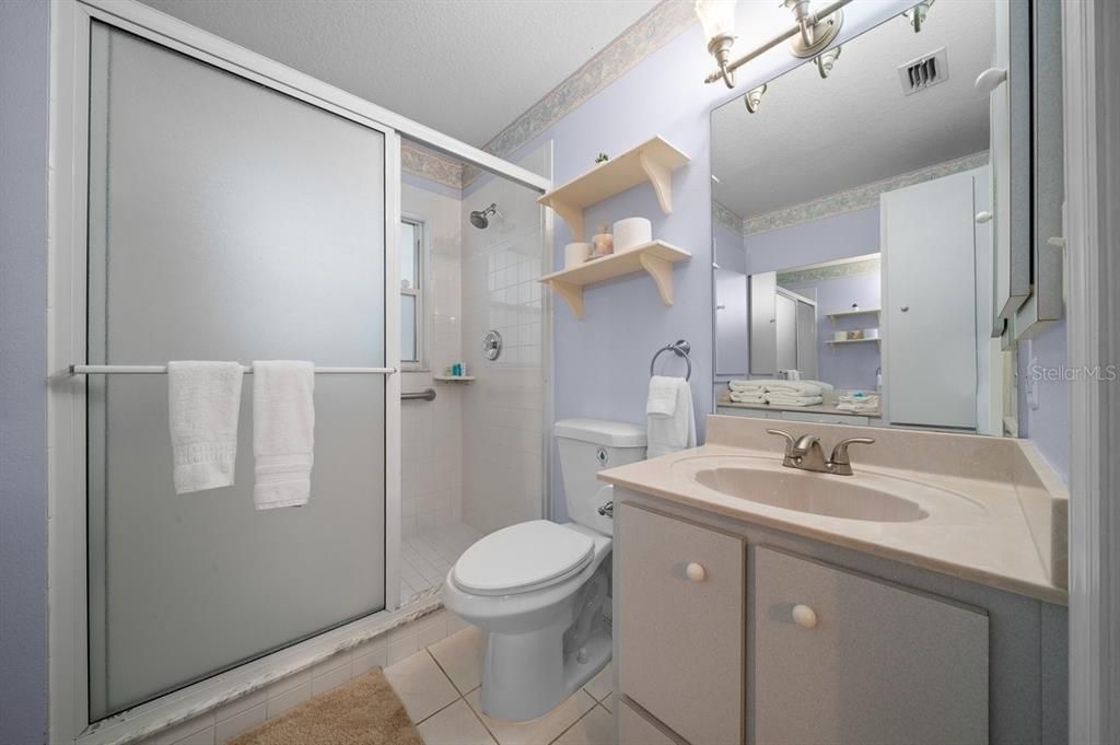 En Venta: $470,000 (3 camas, 2 baños, 1934 Pies cuadrados)