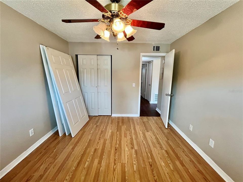 En Venta: $220,000 (2 camas, 2 baños, 1100 Pies cuadrados)
