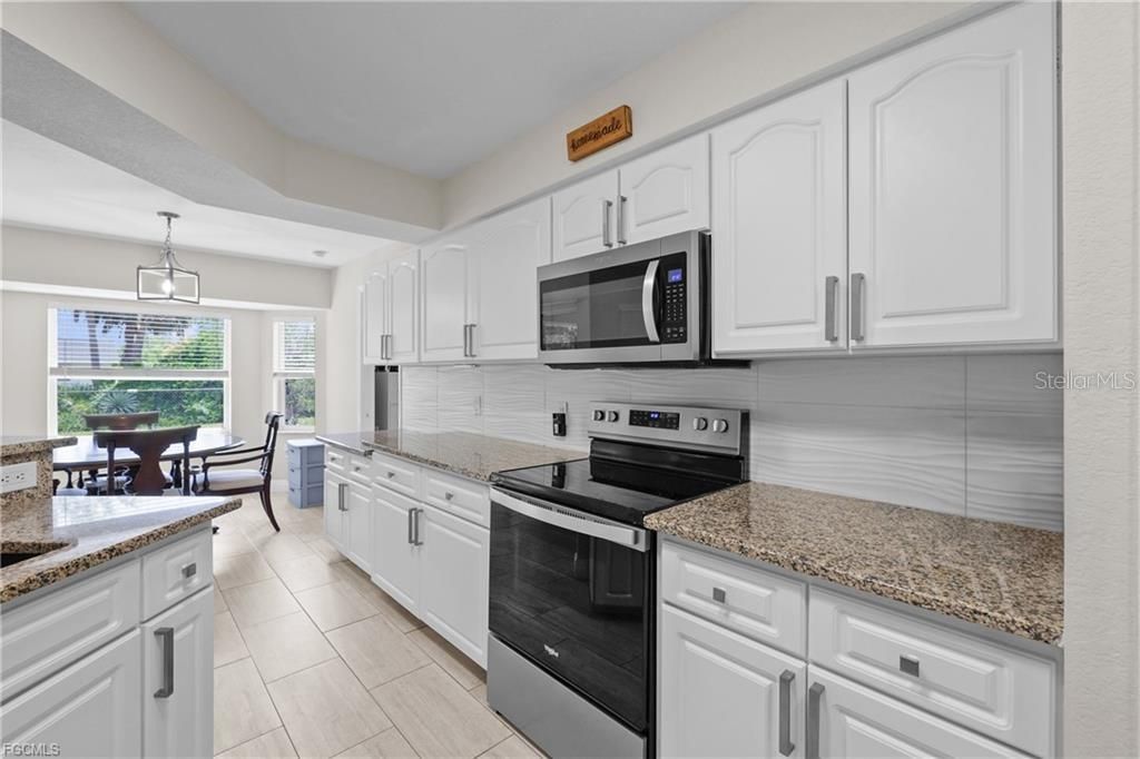 En Venta: $338,900 (3 camas, 2 baños, 1709 Pies cuadrados)
