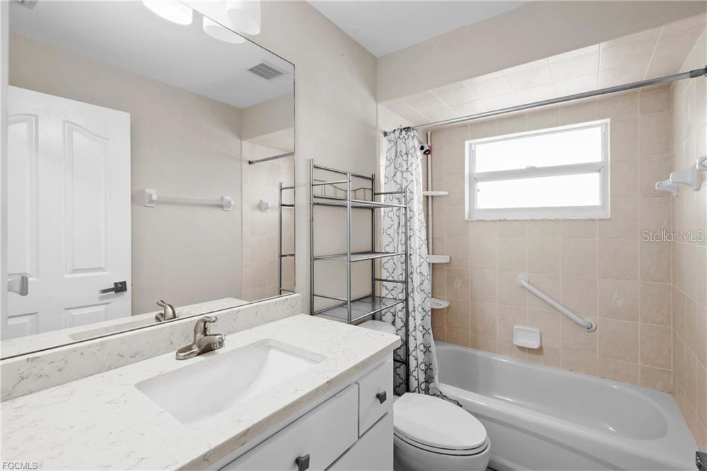 En Venta: $338,900 (3 camas, 2 baños, 1709 Pies cuadrados)