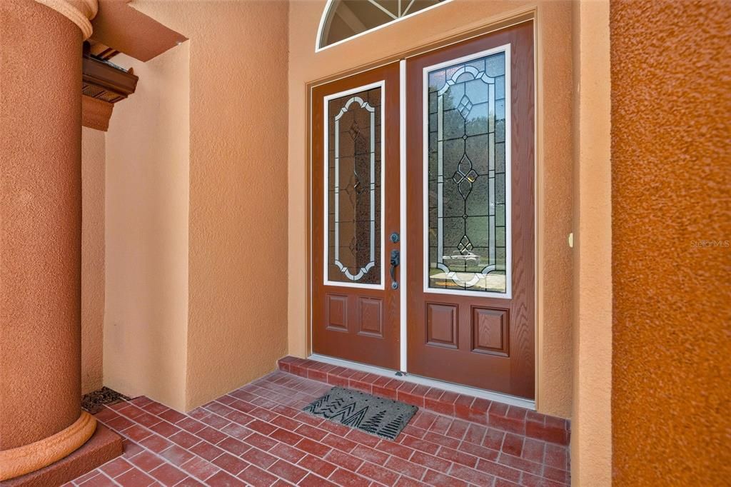 En Venta: $585,000 (3 camas, 2 baños, 2472 Pies cuadrados)