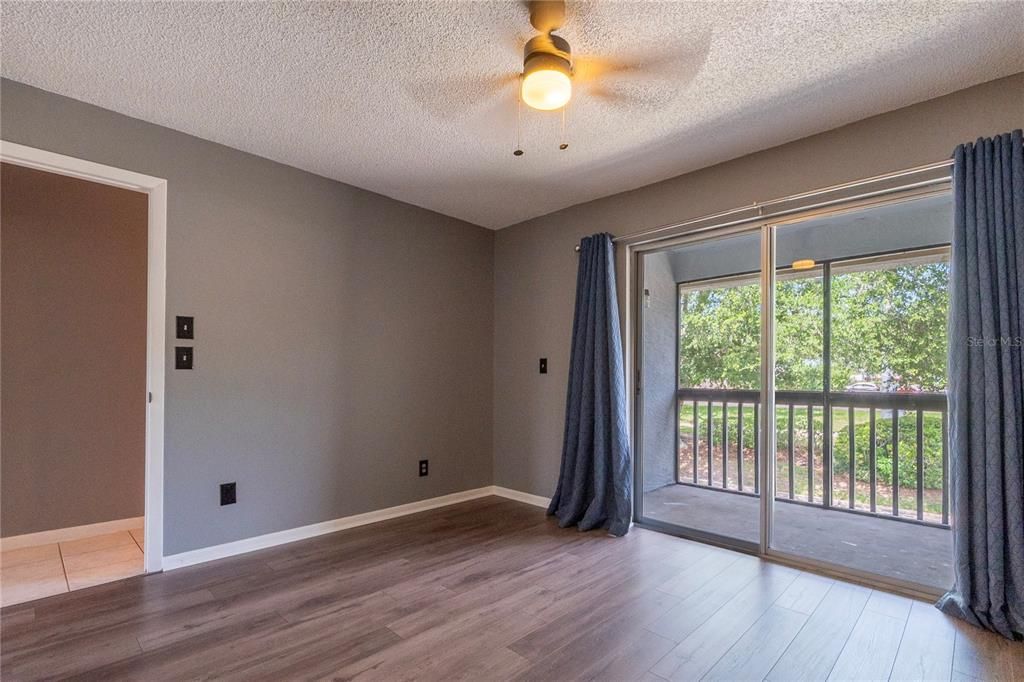 En Venta: $225,000 (2 camas, 2 baños, 960 Pies cuadrados)