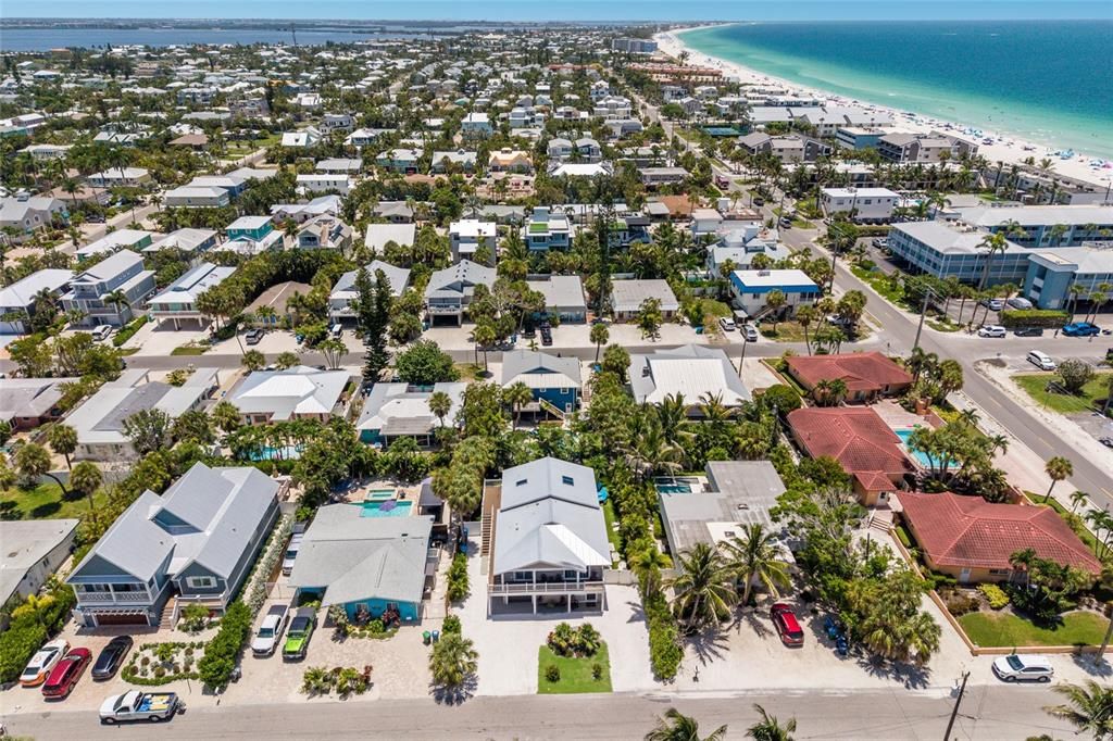 En Venta: $2,495,000 (4 camas, 3 baños, 2153 Pies cuadrados)
