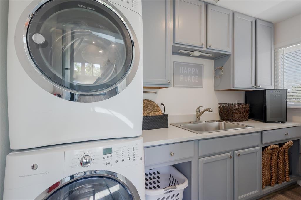 En Venta: $2,495,000 (4 camas, 3 baños, 2153 Pies cuadrados)