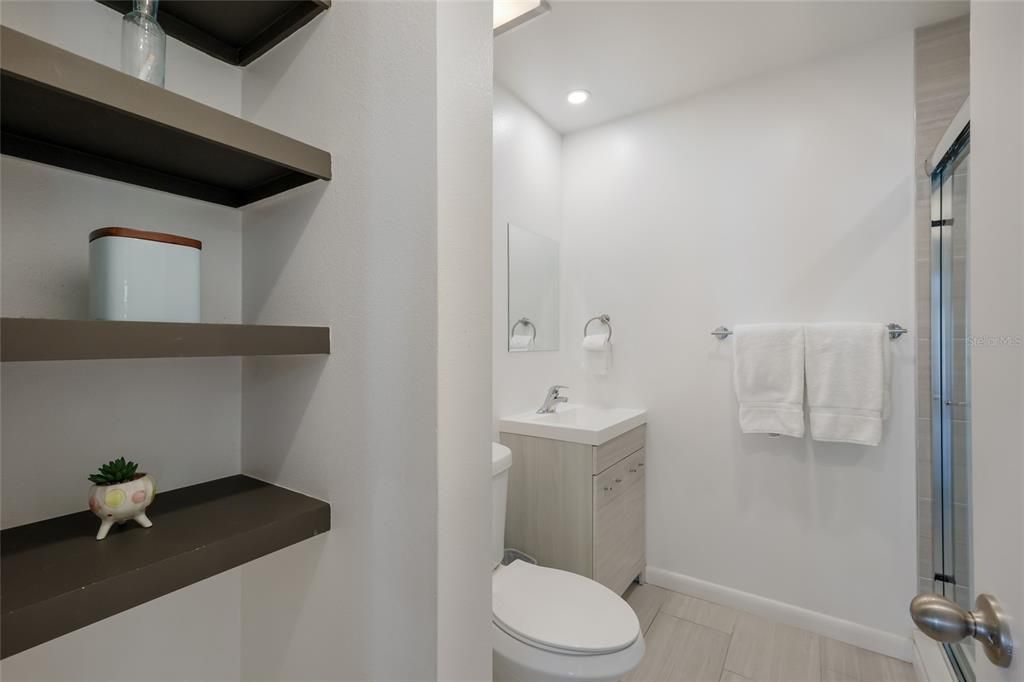 En Venta: $2,495,000 (4 camas, 3 baños, 2153 Pies cuadrados)