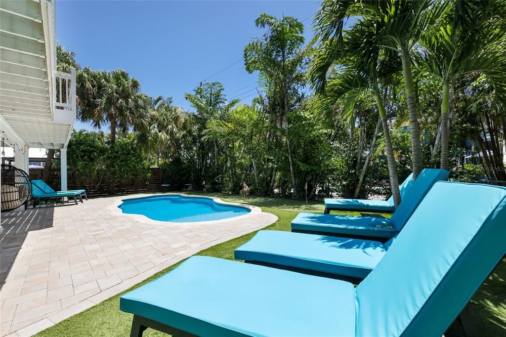 En Venta: $2,495,000 (4 camas, 3 baños, 2153 Pies cuadrados)