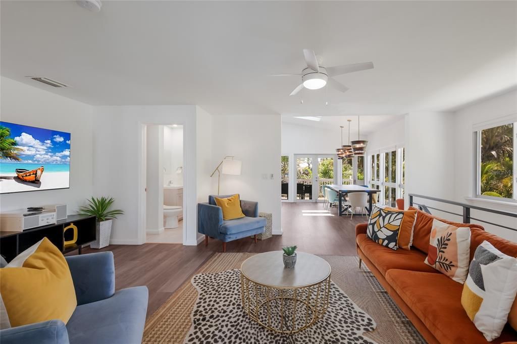 En Venta: $2,495,000 (4 camas, 3 baños, 2153 Pies cuadrados)