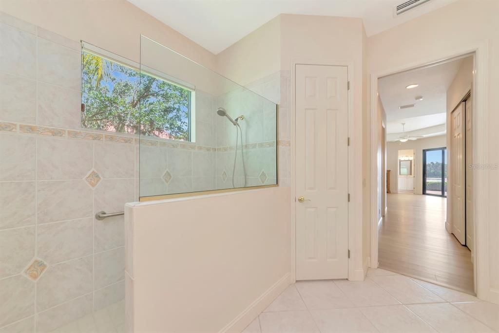 For Sale: $759,000 (3 beds, 3 baths, 2623 Square Feet)