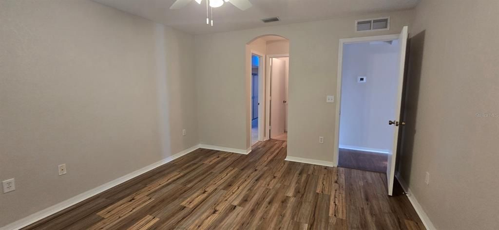 В аренду: $1,750 (2 спален, 2 ванн, 1287 Квадратных фут)