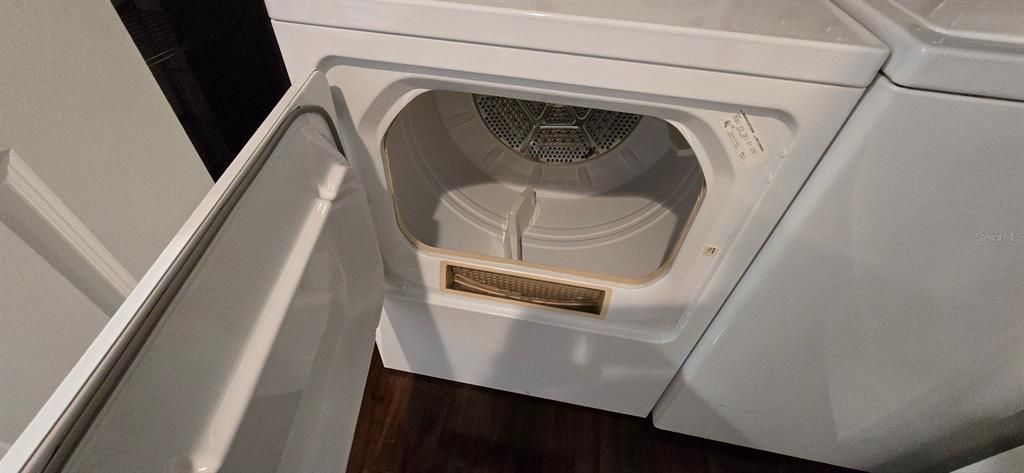 В аренду: $1,750 (2 спален, 2 ванн, 1287 Квадратных фут)