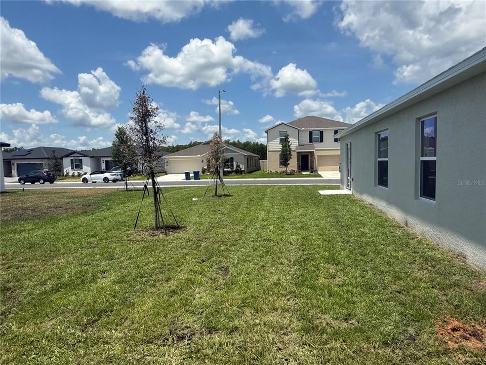 For Rent: $2,550 (4 beds, 2 baths, 1824 Square Feet)