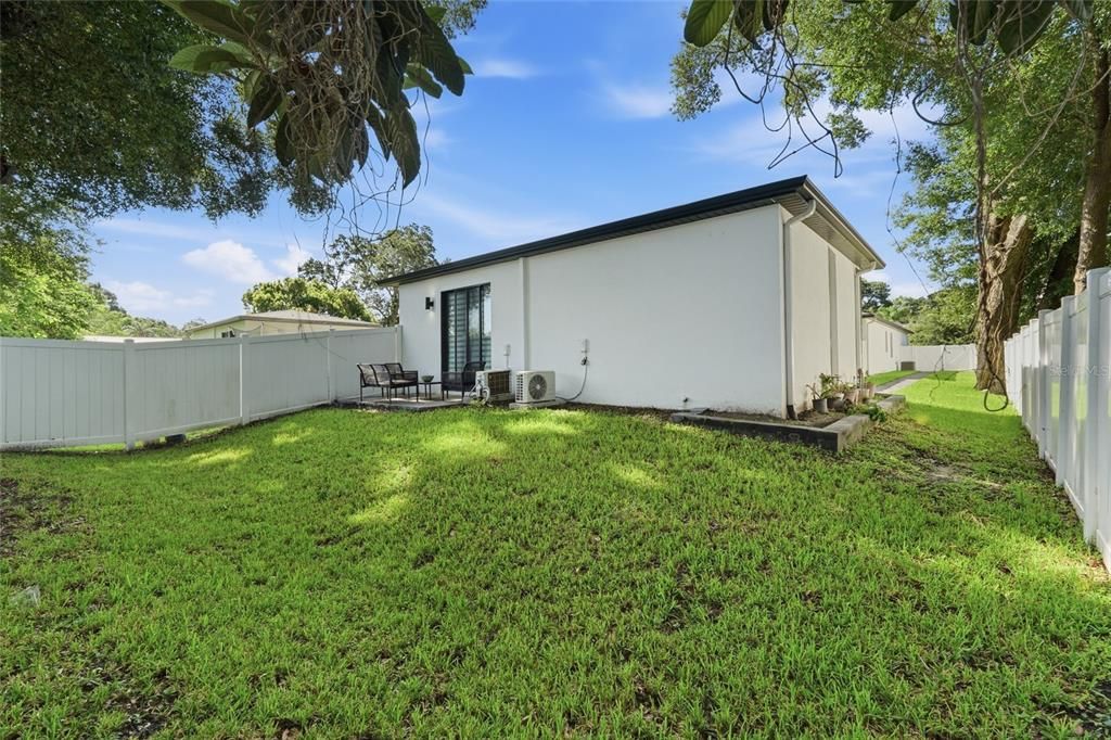 En Venta: $879,000 (5 camas, 3 baños, 2572 Pies cuadrados)