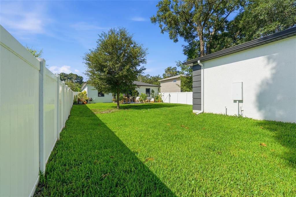 En Venta: $879,000 (5 camas, 3 baños, 2572 Pies cuadrados)