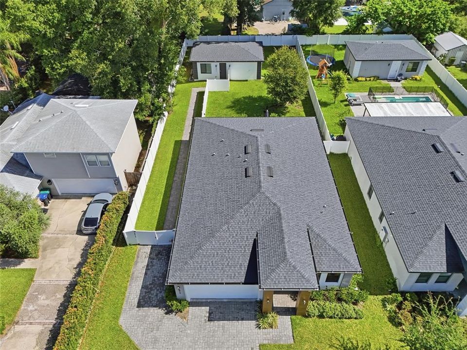 En Venta: $879,000 (5 camas, 3 baños, 2572 Pies cuadrados)