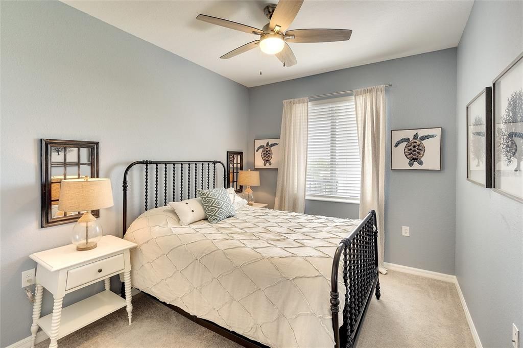 For Sale: $389,000 (2 beds, 2 baths, 1151 Square Feet)