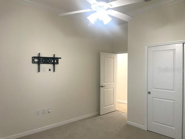 For Rent: $3,250 (2 beds, 2 baths, 1912 Square Feet)