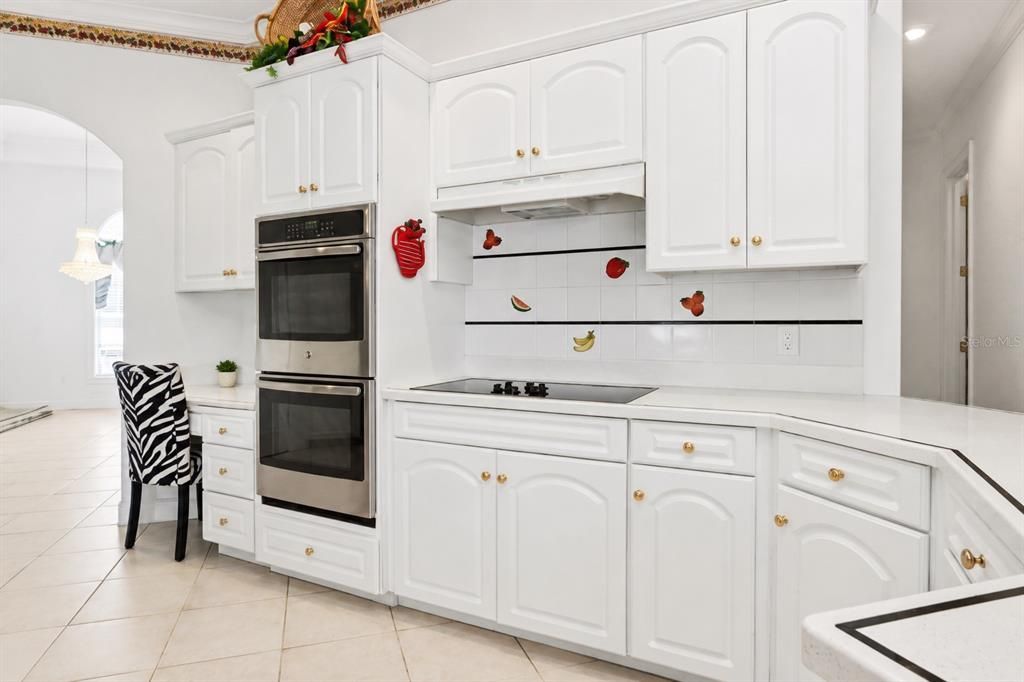 На продажу: $870,000 (4 спален, 4 ванн, 3591 Квадратных фут)