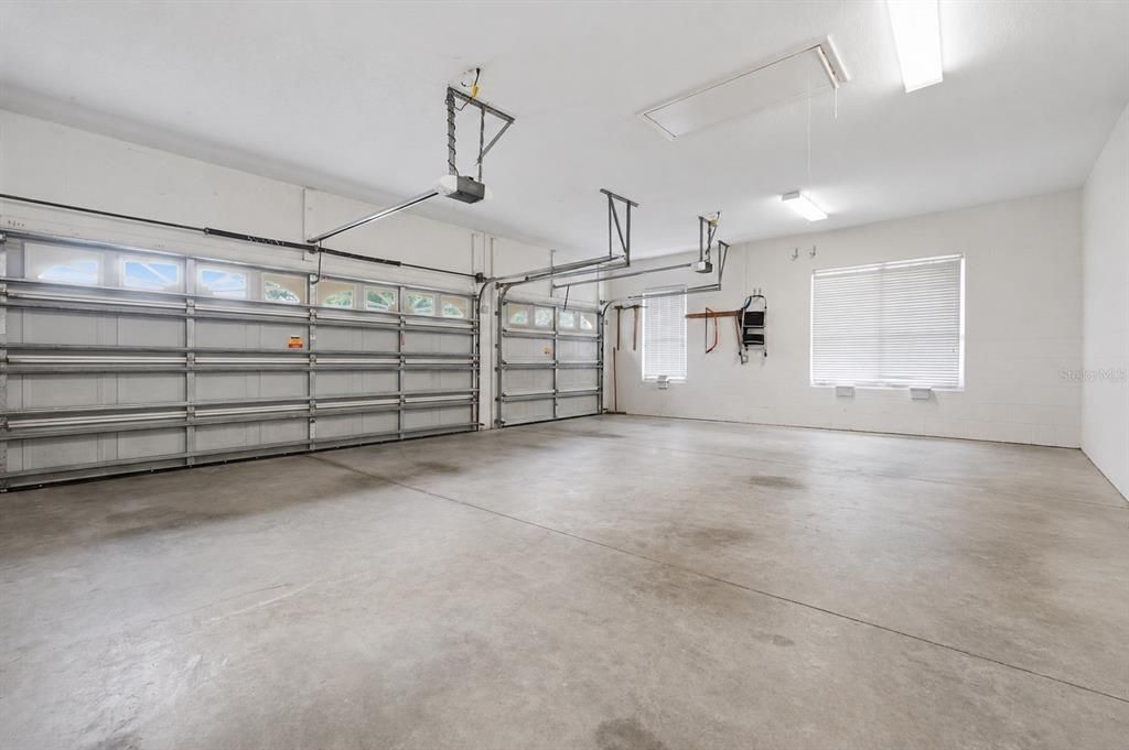 На продажу: $870,000 (4 спален, 4 ванн, 3591 Квадратных фут)