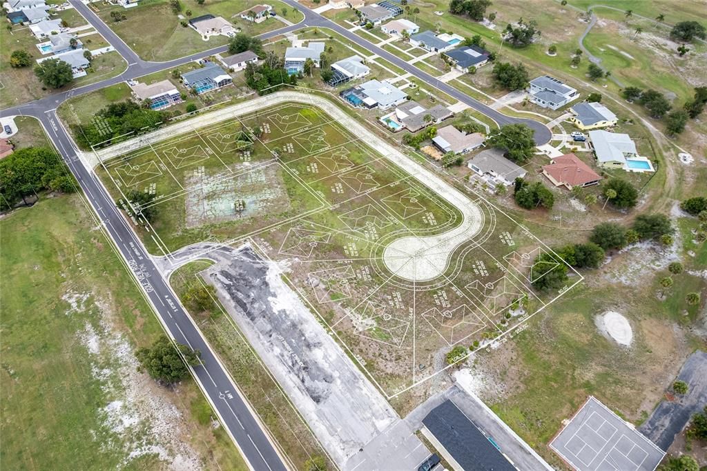 待售: $425,000 (3.43 acres)