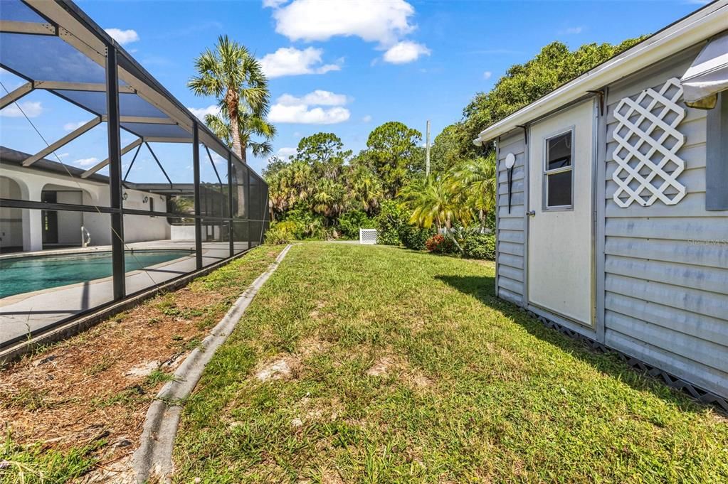 Active With Contract: $265,000 (2 beds, 2 baths, 1086 Square Feet)