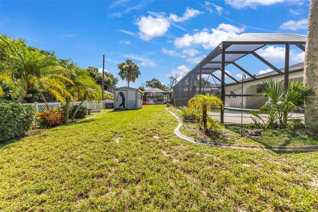 Active With Contract: $265,000 (2 beds, 2 baths, 1086 Square Feet)