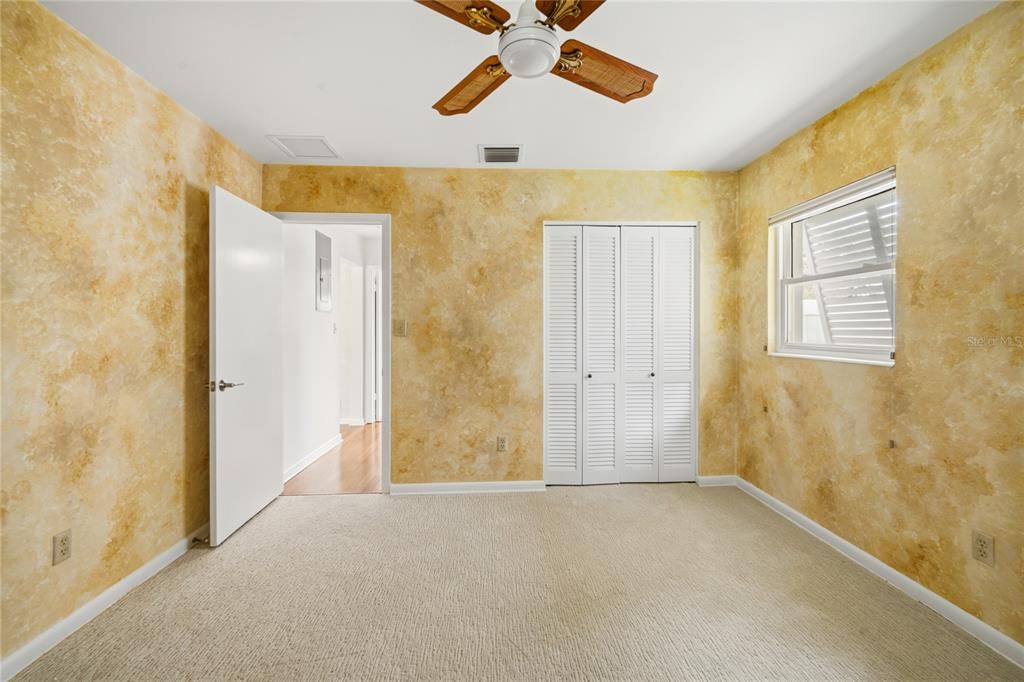 For Sale: $630,000 (3 beds, 2 baths, 1915 Square Feet)