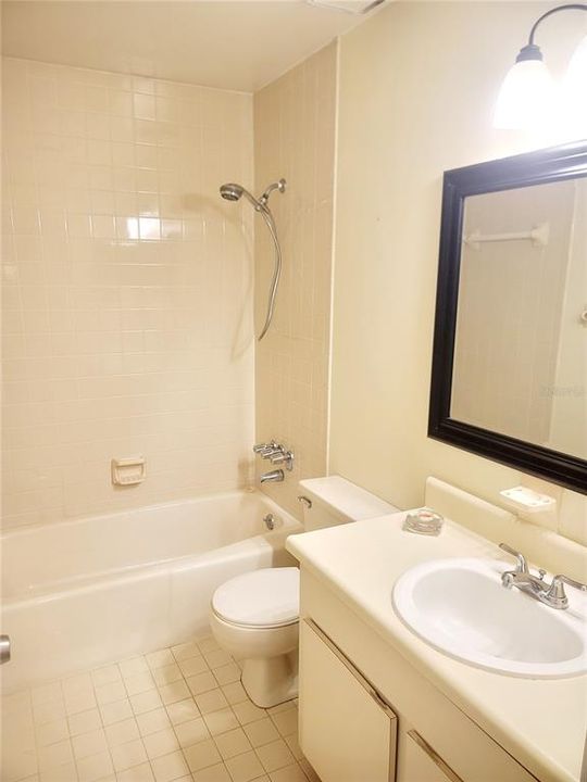 For Sale: $239,500 (2 beds, 2 baths, 1303 Square Feet)