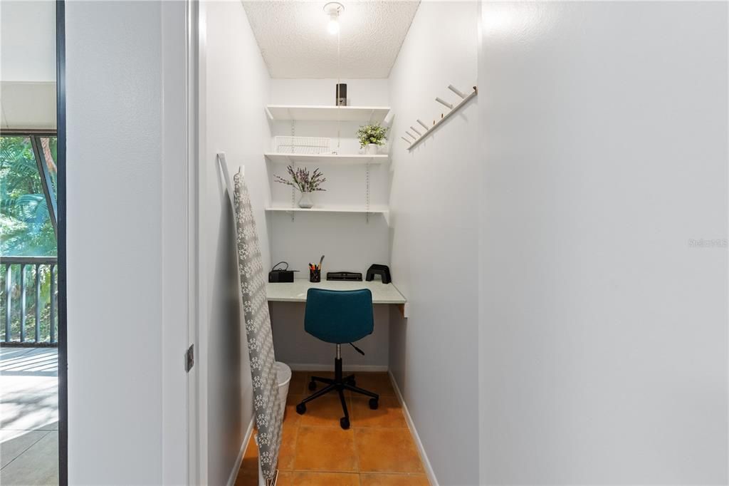 For Rent: $1,750 (2 beds, 2 baths, 967 Square Feet)