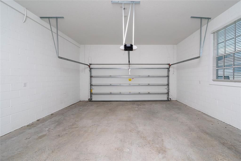For Rent: $4,600 (3 beds, 2 baths, 1794 Square Feet)