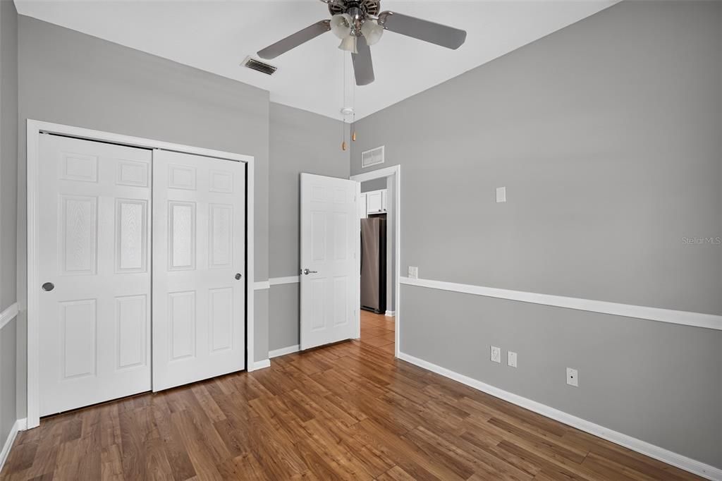For Sale: $309,500 (3 beds, 2 baths, 1270 Square Feet)
