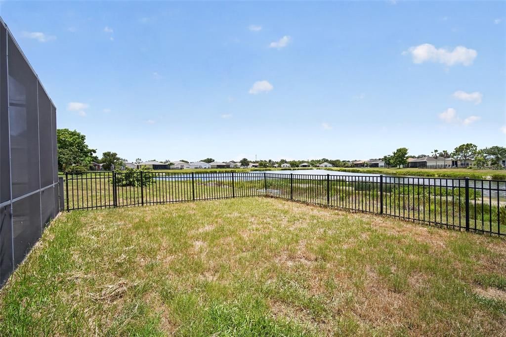 For Sale: $309,500 (3 beds, 2 baths, 1270 Square Feet)