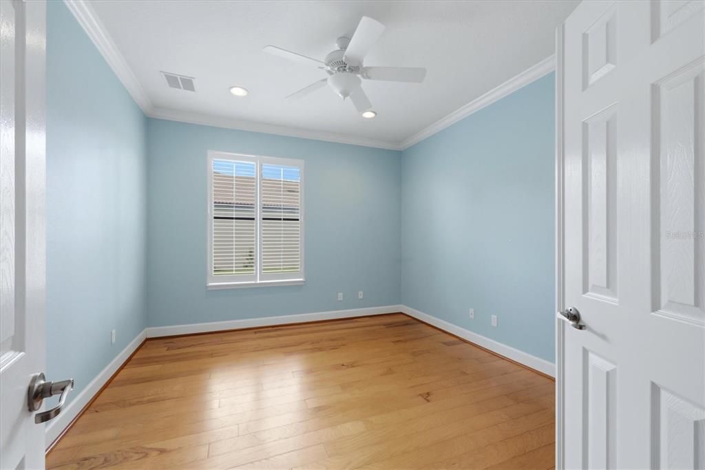 Activo con contrato: $499,000 (2 camas, 2 baños, 2121 Pies cuadrados)