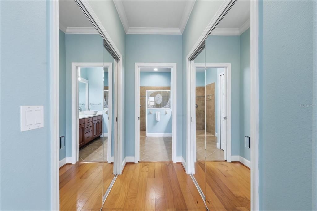 Activo con contrato: $499,000 (2 camas, 2 baños, 2121 Pies cuadrados)