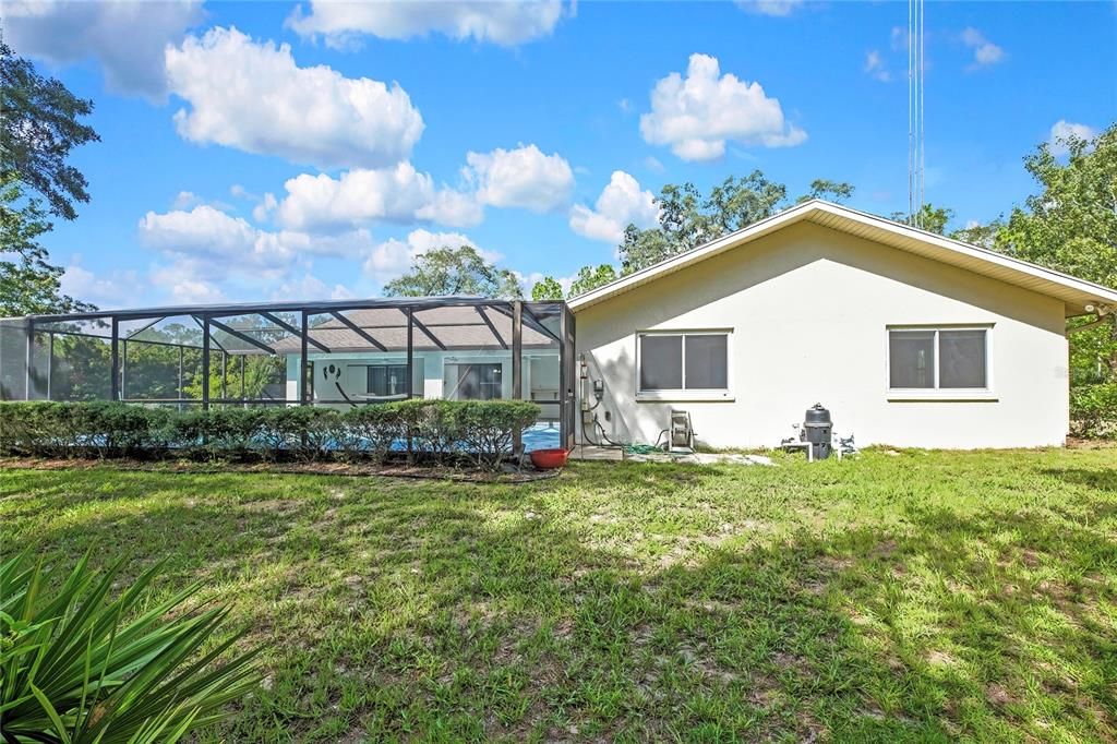 En Venta: $389,900 (3 camas, 2 baños, 2198 Pies cuadrados)