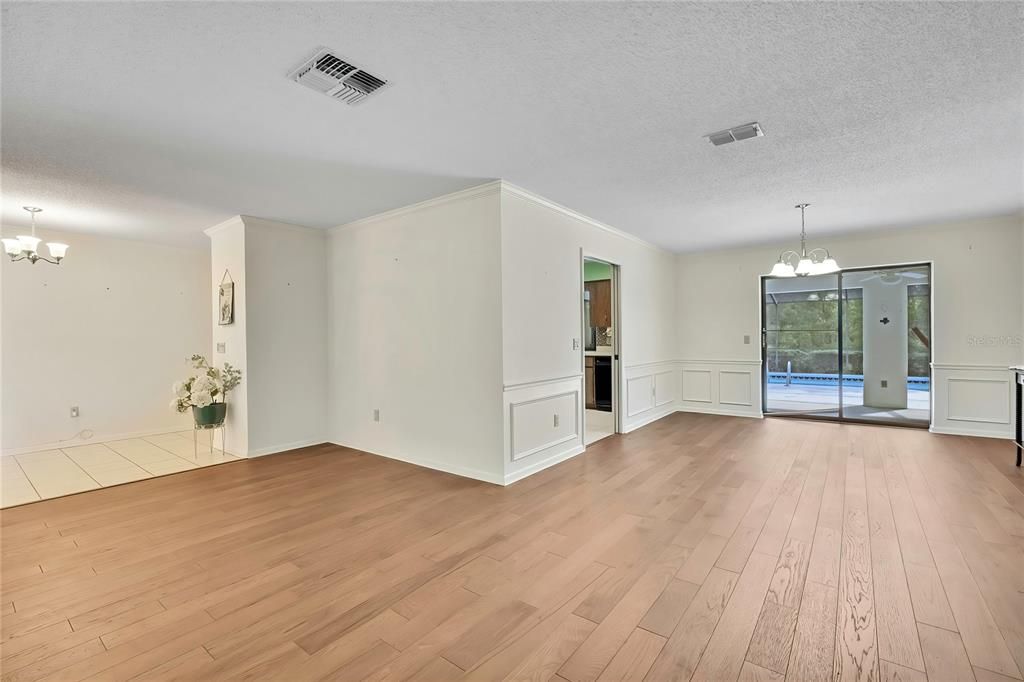 En Venta: $389,900 (3 camas, 2 baños, 2198 Pies cuadrados)