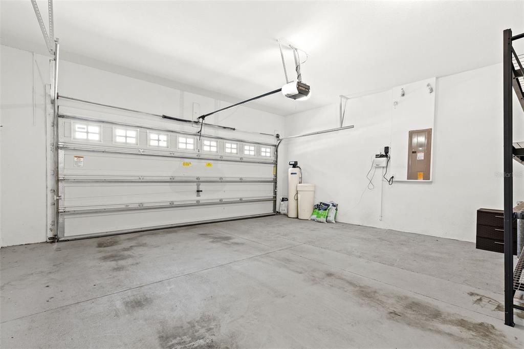 В аренду: $3,500 (6 спален, 3 ванн, 3386 Квадратных фут)