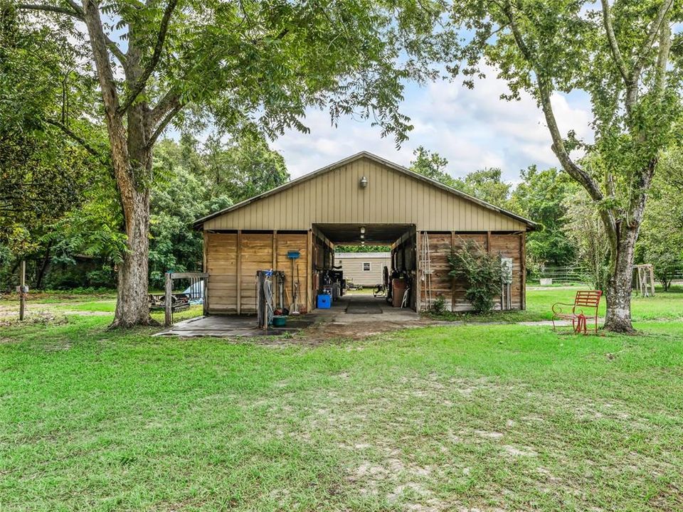 En Venta: $699,000 (3 camas, 2 baños, 1715 Pies cuadrados)