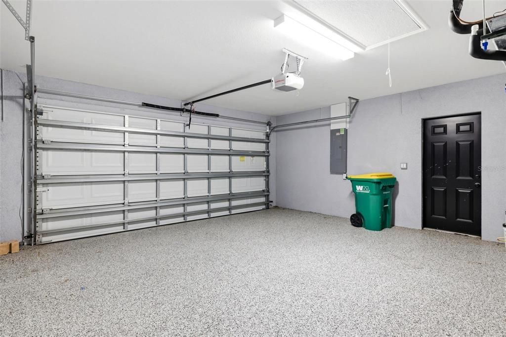 En Venta: $330,000 (3 camas, 2 baños, 1594 Pies cuadrados)