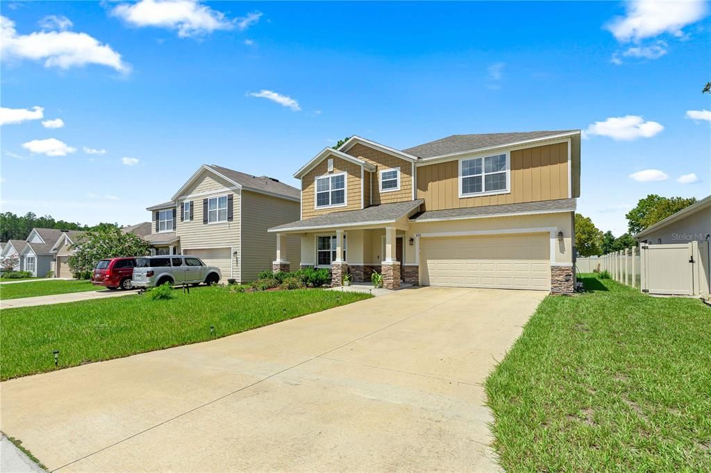For Sale: $490,000 (5 beds, 4 baths, 2802 Square Feet)