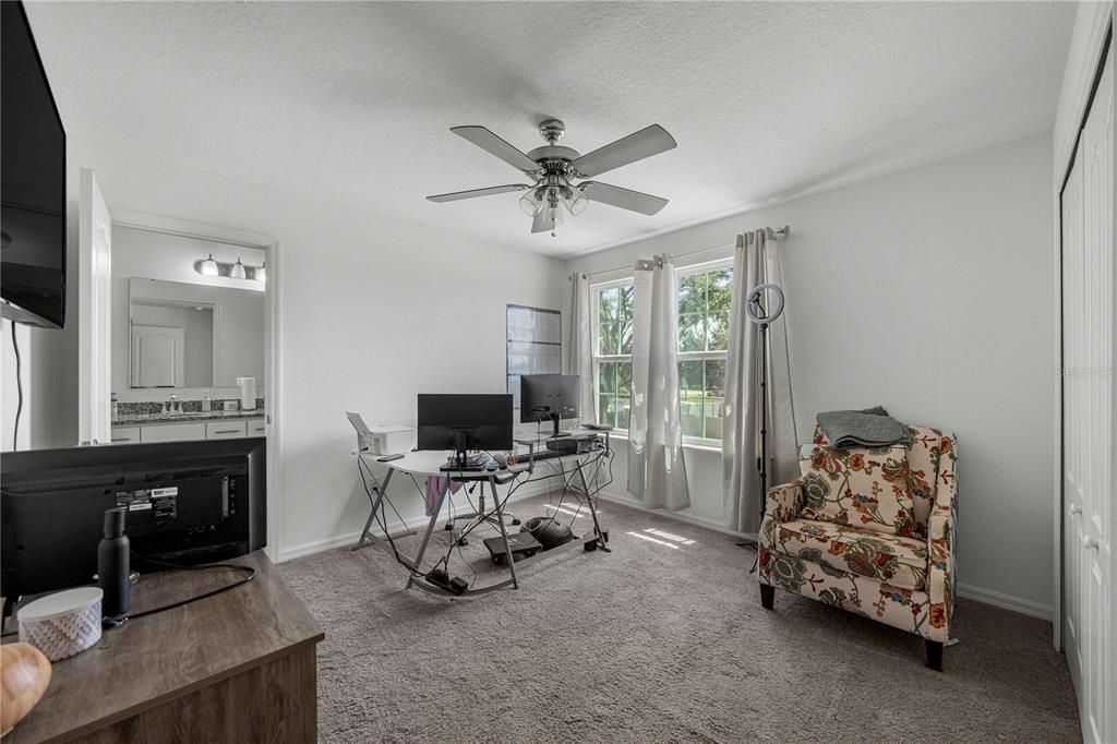 For Sale: $490,000 (5 beds, 4 baths, 2802 Square Feet)