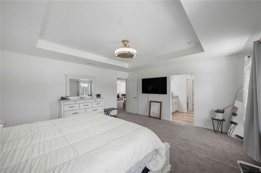 For Sale: $490,000 (5 beds, 4 baths, 2802 Square Feet)