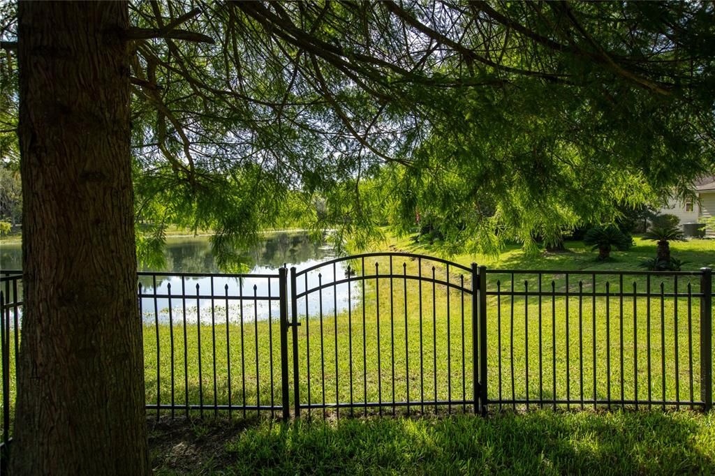 На продажу: $365,000 (3 спален, 2 ванн, 1697 Квадратных фут)