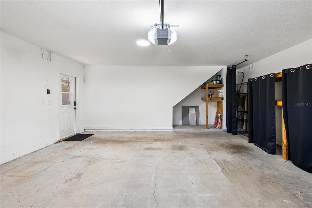 En Venta: $495,000 (4 camas, 3 baños, 2550 Pies cuadrados)