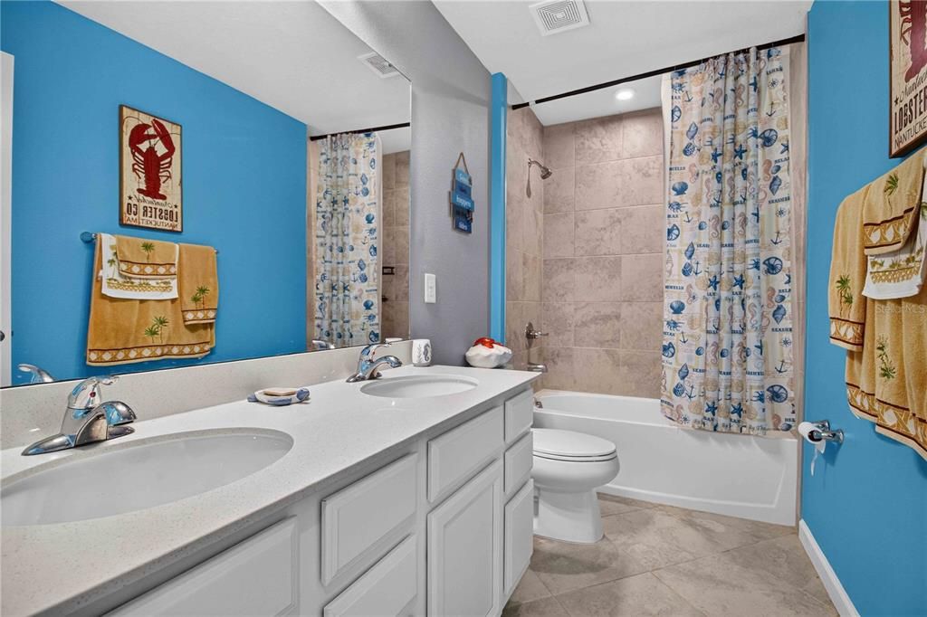 For Sale: $379,900 (4 beds, 2 baths, 2048 Square Feet)