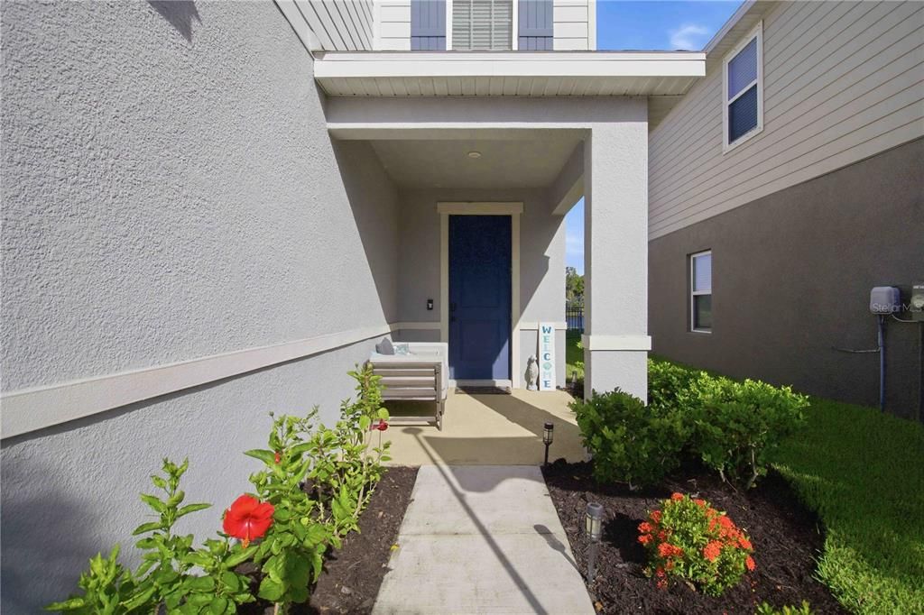 For Sale: $379,900 (4 beds, 2 baths, 2048 Square Feet)