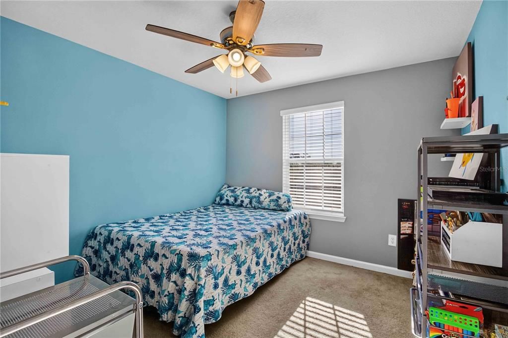 For Sale: $379,900 (4 beds, 2 baths, 2048 Square Feet)