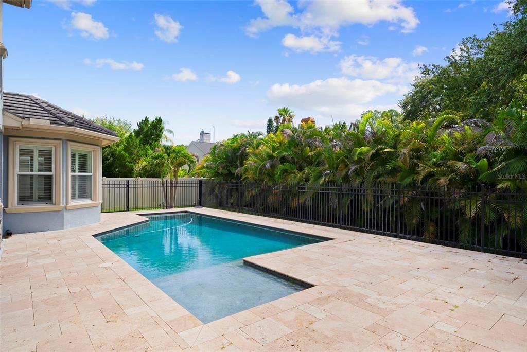 For Sale: $1,350,000 (6 beds, 4 baths, 3855 Square Feet)